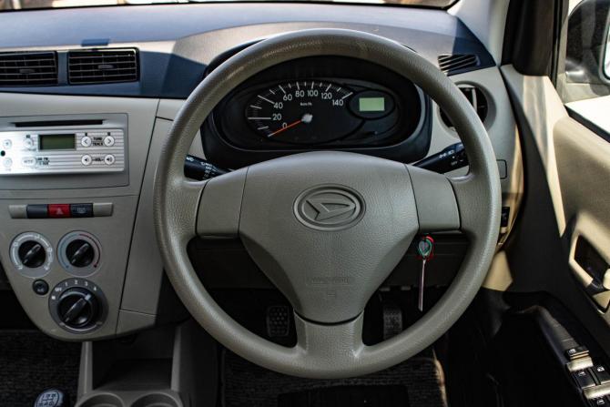 Daihatsu Mira VII с пробегом 2018 года, цена 579 000 рублей, 67223 км, хэтчбек, Автокод Объявления