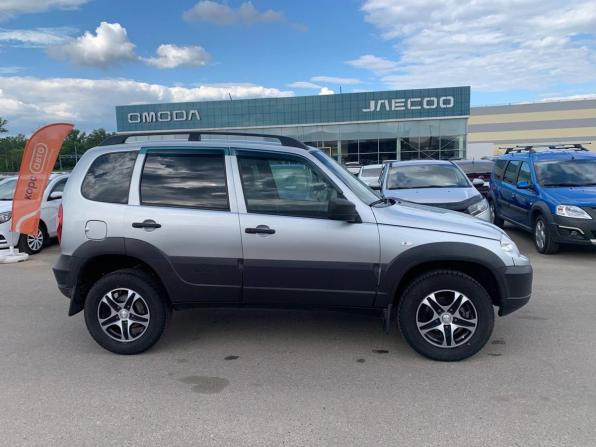 Chevrolet Niva I Рестайлинг с пробегом 2018 года, цена 514 000 рублей, 186966 км, внедорожник, Автокод Объявления