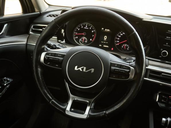 Kia K5 III с пробегом 2021 года, цена 2 050 000 рублей, 158044 км, седан, Автокод Объявления