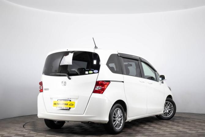 Honda Freed I с пробегом 2010 года, цена 1 149 000 рублей, 181254 км, компактвэн, Автокод Объявления