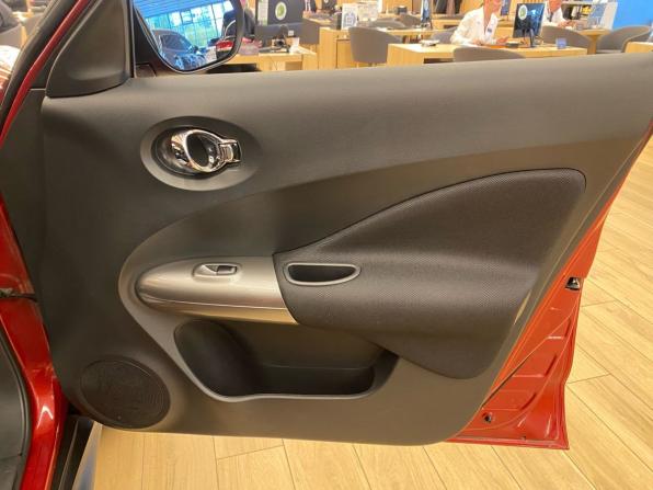 Nissan Juke I с пробегом 2011 года, цена 898 000 рублей, 153000 км, внедорожник, Автокод Объявления