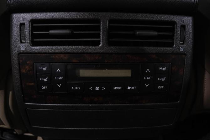 Toyota Land Cruiser 200 Series с пробегом 2010 года, цена 3 329 000 рублей, 233000 км, внедорожник, Автокод Объявления