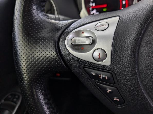 Nissan Juke I с пробегом 2013 года, цена 1 055 000 рублей, 119107 км, внедорожник, Автокод Объявления