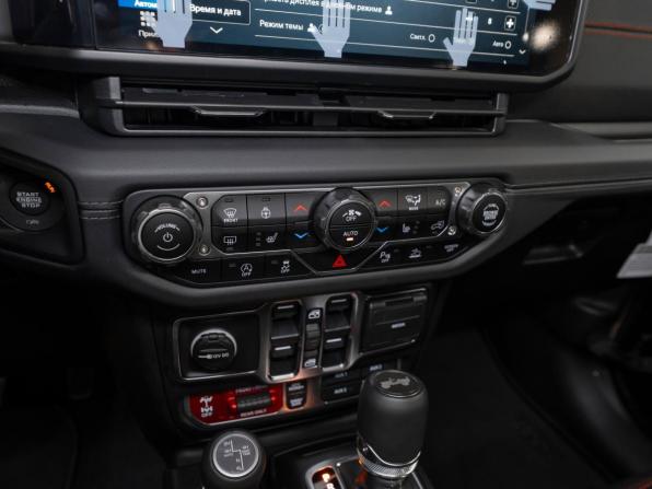 Jeep Wrangler IV (JL) Рестайлинг с пробегом 2025 года, цена 8 250 000 рублей, 32 км, внедорожник, Автокод Объявления
