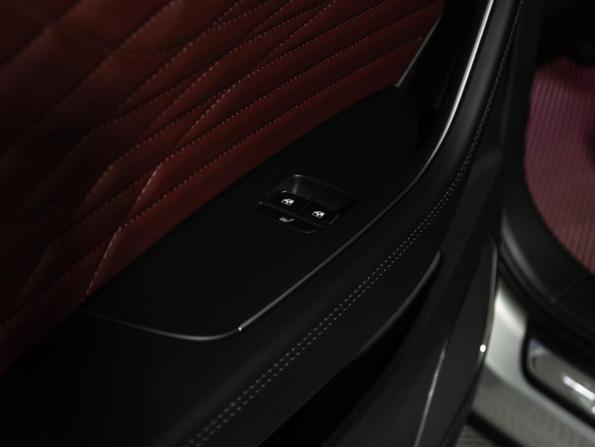 Hongqi HS5 I с пробегом 2023 года, цена 2 299 000 рублей, 85650 км, внедорожник, Автокод Объявления