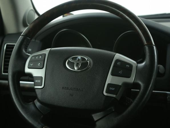 Toyota Land Cruiser 200 Series Рестайлинг 1 с пробегом 2013 года, цена 3 800 000 рублей, 162500 км, внедорожник, Автокод Объявления