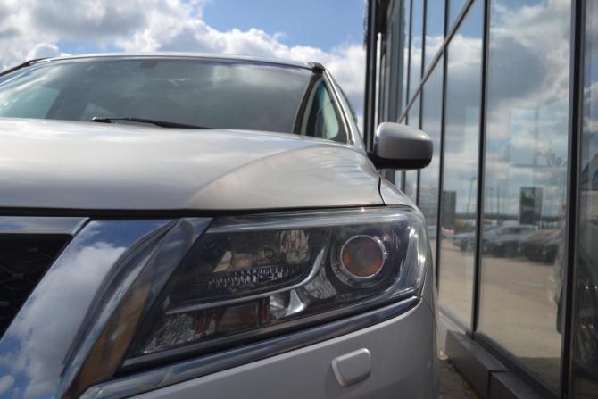 Nissan Pathfinder IV с пробегом 2015 года, цена 1 850 000 рублей, 146000 км, внедорожник, Автокод Объявления