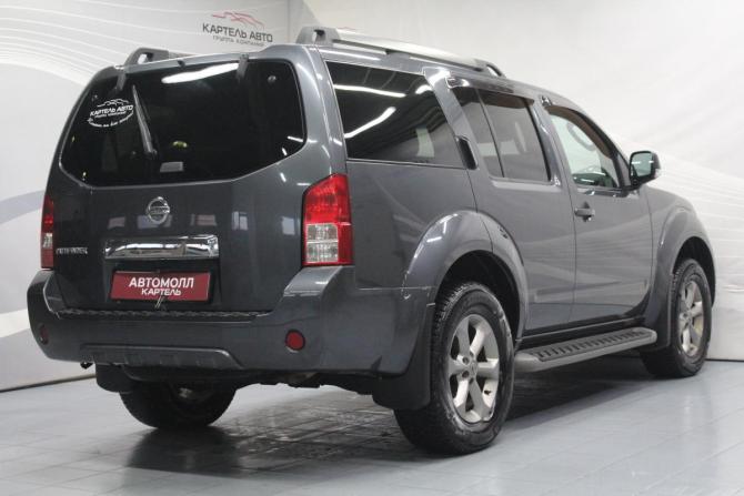Nissan Pathfinder III Рестайлинг с пробегом 2013 года, цена 1 629 000 рублей, 221268 км, внедорожник, Автокод Объявления