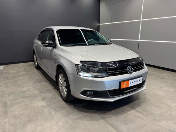 Volkswagen Jetta VI с пробегом 2013 года, цена 945 000 рублей, 107000 км, седан, Автокод Объявления