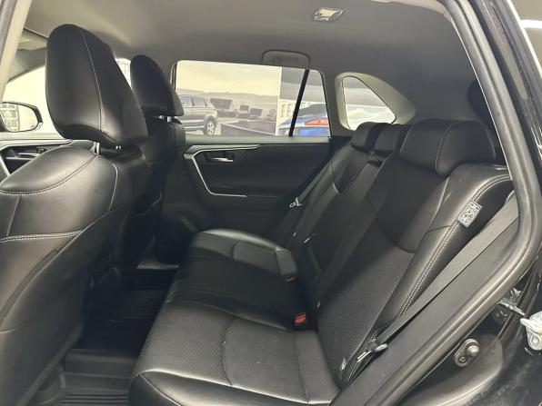 Toyota RAV4 V (XA50) с пробегом 2021 года, цена 2 325 000 рублей, 114140 км, внедорожник, Автокод Объявления
