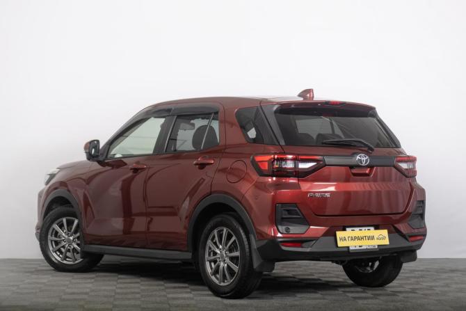 Toyota Raize I с пробегом 2022 года, цена 1 899 000 рублей, 47500 км, внедорожник, Автокод Объявления