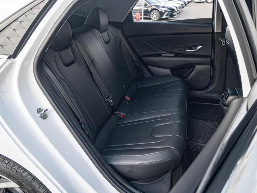 Hyundai Elantra VII (CN7) Рестайлинг Краснодар  - изображение 7