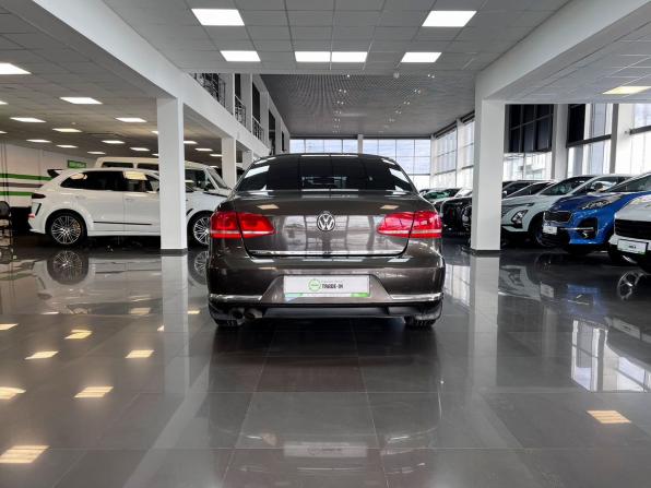 Volkswagen Passat B7 с пробегом 2012 года, цена 945 000 рублей, 224704 км, седан, Автокод Объявления