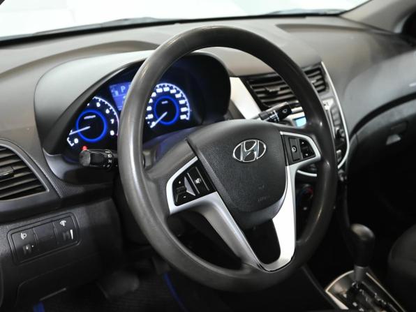 Hyundai Solaris I с пробегом 2013 года, цена 830 000 рублей, 198737 км, седан, Автокод Объявления