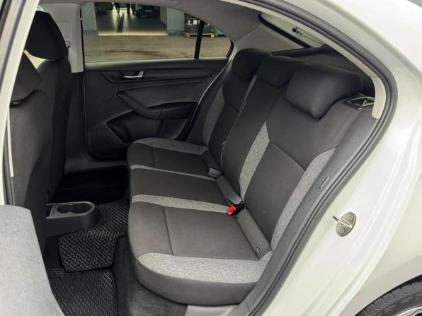 Skoda Rapid II с пробегом 2021 года, цена 1 499 000 рублей, 78090 км, лифтбек, Автокод Объявления