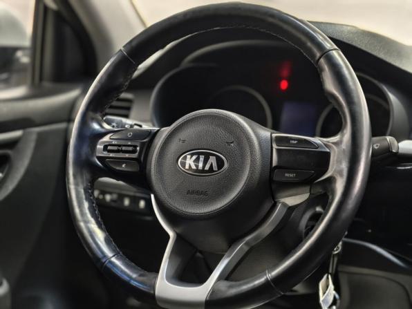 Kia Rio IV с пробегом 2018 года, цена 1 382 000 рублей, 98860 км, седан, Автокод Объявления