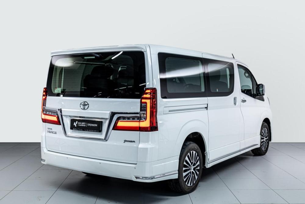 Toyota HiAce H300 Казань  - изображение 4