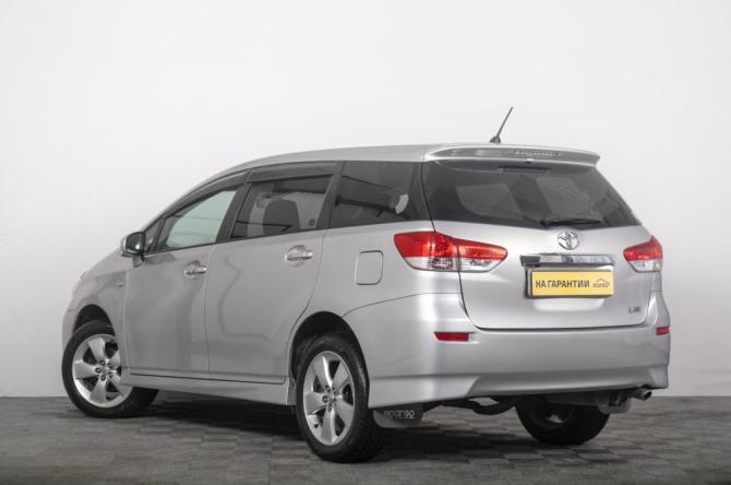 Toyota Wish II с пробегом 2012 года, цена 1 299 000 рублей, 178000 км, минивэн, Автокод Объявления