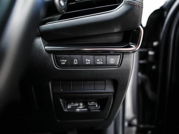 Mazda 3 IV (BP) с пробегом 2019 года, цена 1 710 000 рублей, 57889 км, хэтчбек, Автокод Объявления