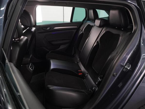 Renault Megane IV с пробегом 2016 года, цена 1 274 000 рублей, 212614 км, универсал, Автокод Объявления