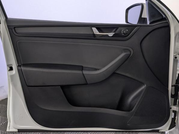 Skoda Rapid I Рестайлинг с пробегом 2019 года, цена 850 000 рублей, 250103 км, лифтбек, Автокод Объявления