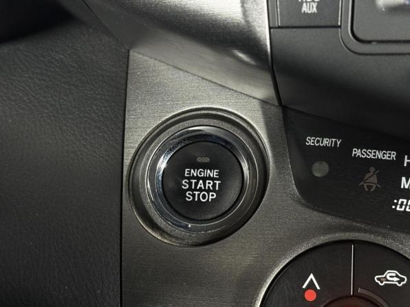 Toyota RAV4 III (XA30) Рестайлинг с пробегом 2011 года, цена 1 590 000 рублей, 215181 км, внедорожник, Автокод Объявления