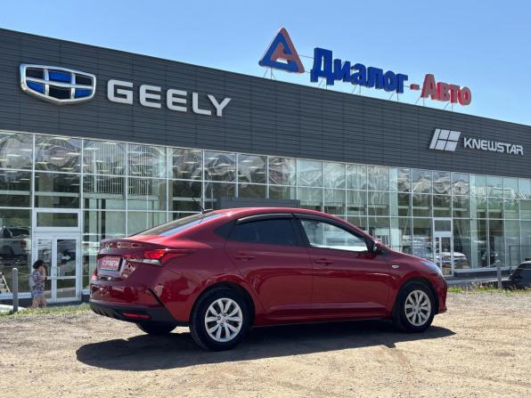 Hyundai Solaris II Рестайлинг с пробегом 2021 года, цена 1 795 000 рублей, 73000 км, седан, Автокод Объявления