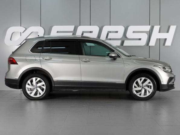 Volkswagen Tiguan II Рестайлинг с пробегом 2021 года, цена 3 150 000 рублей, 80494 км, внедорожник, Автокод Объявления