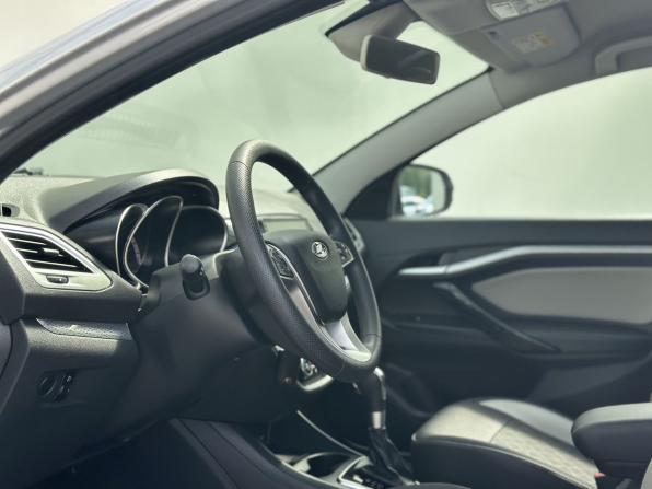 Lada (ВАЗ) Vesta I с пробегом 2021 года, цена 1 350 000 рублей, 72513 км, универсал, Автокод Объявления