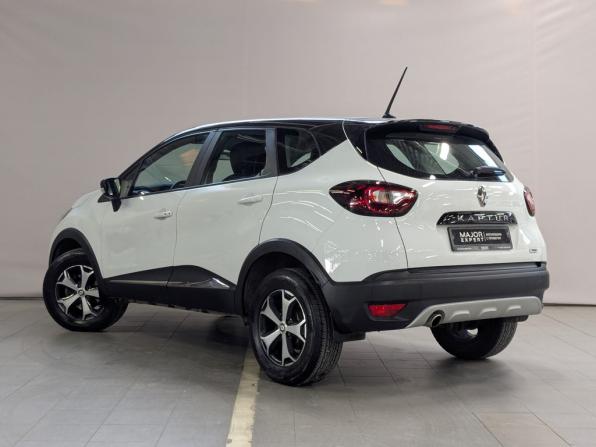 Renault Kaptur I Рестайлинг с пробегом 2021 года, цена 1 575 000 рублей, 88658 км, внедорожник, Автокод Объявления