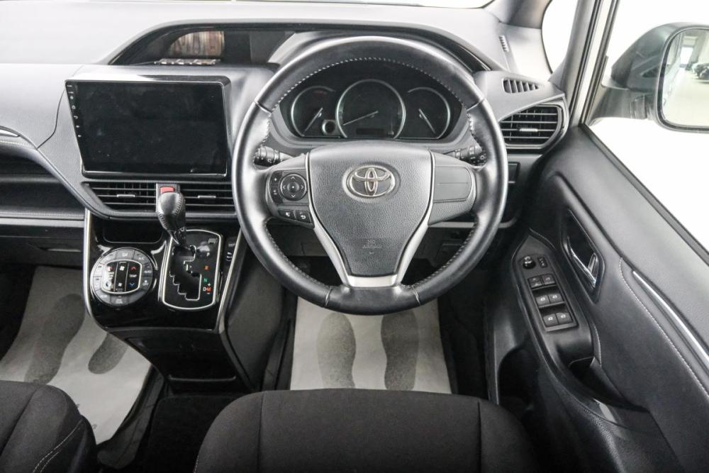 Toyota Esquire I Красноярск  - изображение 15