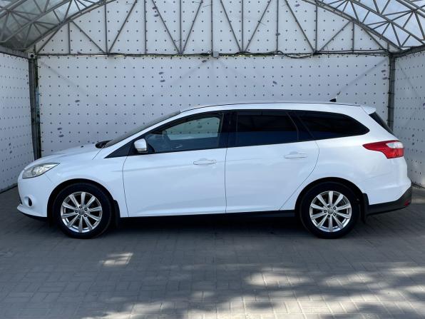 Ford Focus III с пробегом 2013 года, цена 720 000 рублей, 250462 км, универсал, Автокод Объявления