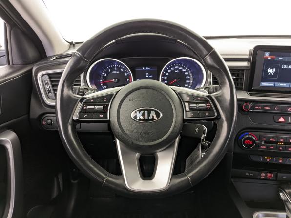 Kia Ceed III с пробегом 2019 года, цена 1 600 000 рублей, 124597 км, универсал, Автокод Объявления