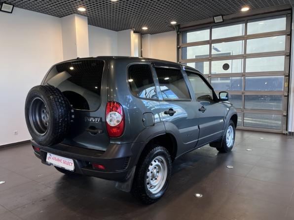 Chevrolet Niva I Рестайлинг с пробегом 2017 года, цена 830 000 рублей, 83928 км, внедорожник, Автокод Объявления