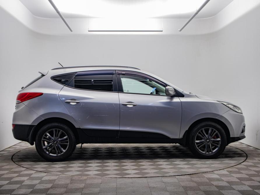 Hyundai ix35 I Москва  - изображение 4