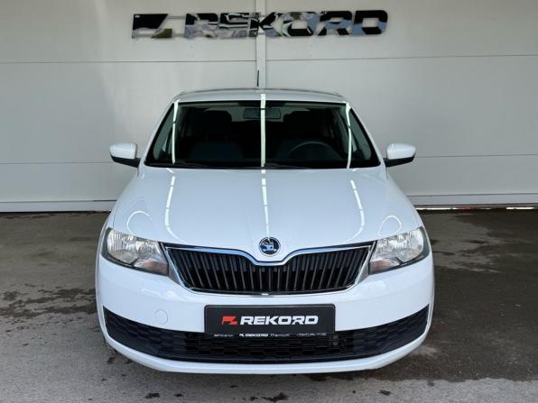 Skoda Rapid I Рестайлинг с пробегом 2017 года, цена 1 249 000 рублей, 84500 км, лифтбек, Автокод Объявления