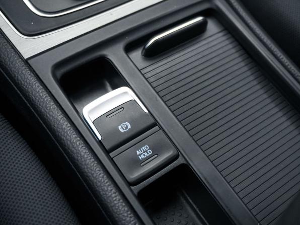 Volkswagen Golf VII с пробегом 2013 года, цена 1 150 000 рублей, 232711 км, хэтчбек, Автокод Объявления