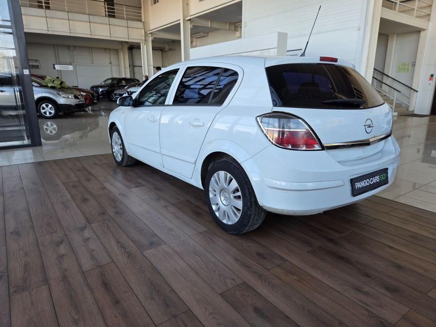 Opel Astra H Рестайлинг Саратов  - изображение 7