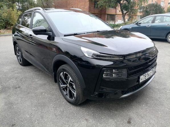 JAC JS6 с пробегом 2024 года, цена 1 790 000 рублей, 15000 км, внедорожник, Автокод Объявления