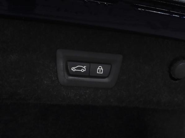 BMW 5 серии VII (G30/G31/G38) с пробегом 2017 года, цена 4 490 000 рублей, 155039 км, седан, Автокод Объявления
