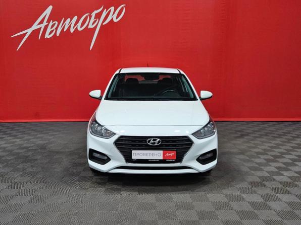 Hyundai Solaris II с пробегом 2017 года, цена 1 049 000 рублей, 147481 км, седан, Автокод Объявления