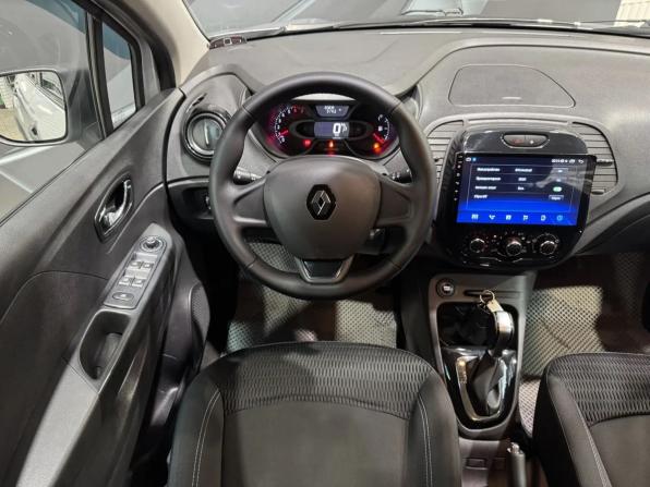 Renault Kaptur I с пробегом 2018 года, цена 1 159 000 рублей, 154000 км, внедорожник, Автокод Объявления