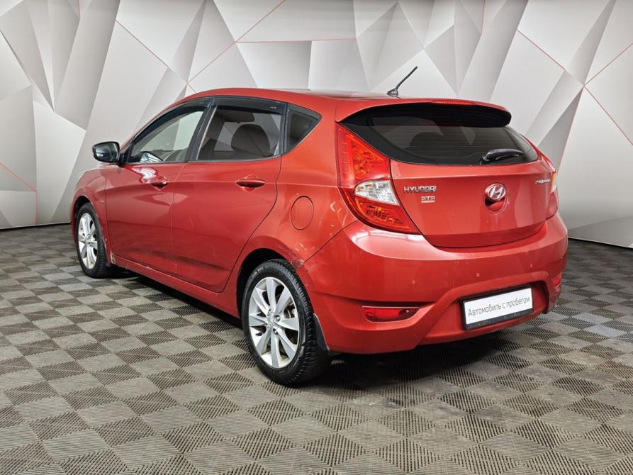 Hyundai Solaris I Москва  - изображение 4