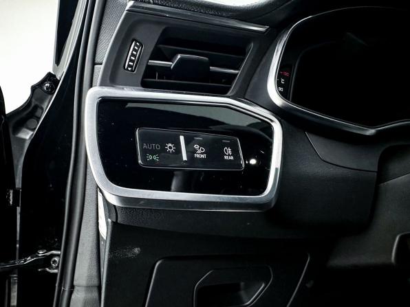 Audi A6 V (C8) с пробегом 2020 года, цена 6 300 000 рублей, 24976 км, седан, Автокод Объявления