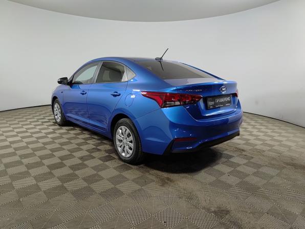 Hyundai Solaris II с пробегом 2019 года, цена 1 436 000 рублей, 121000 км, седан, Автокод Объявления