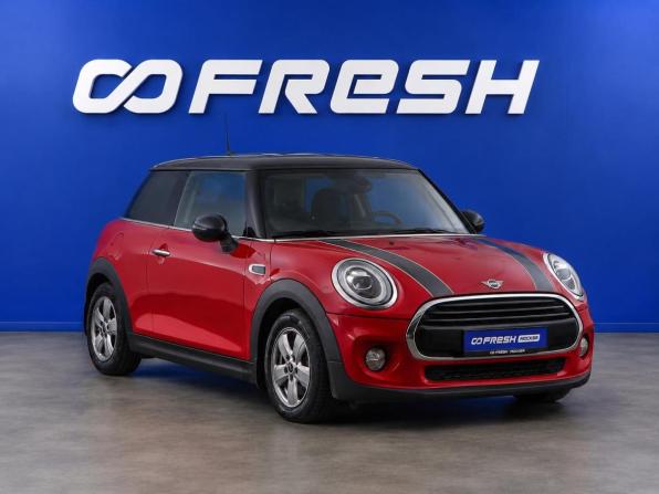 Mini Hatch III (F55/F56) Рестайлинг с пробегом 2018 года, цена 1 899 077 рублей, 99528 км, хэтчбек, Автокод Объявления