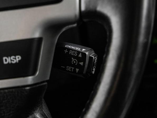 Toyota Land Cruiser 200 Series Рестайлинг 1 с пробегом 2012 года, цена 3 499 000 рублей, 258276 км, внедорожник, Автокод Объявления