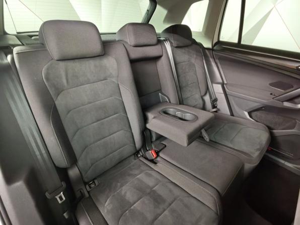 Volkswagen Tiguan II с пробегом 2018 года, цена 3 100 000 рублей, 88869 км, внедорожник, Автокод Объявления