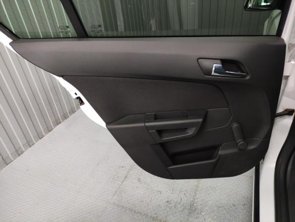 Opel Astra H Рестайлинг с пробегом 2013 года, цена 645 000 рублей, 169378 км, хэтчбек, Автокод Объявления