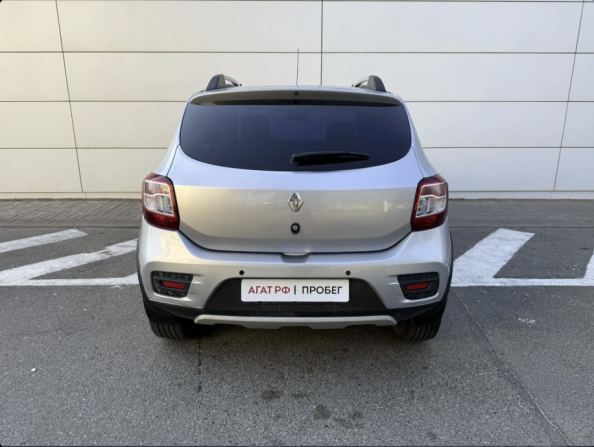 Renault Sandero II Рестайлинг с пробегом 2020 года, цена 1 093 000 рублей, 82000 км, хэтчбек, Автокод Объявления
